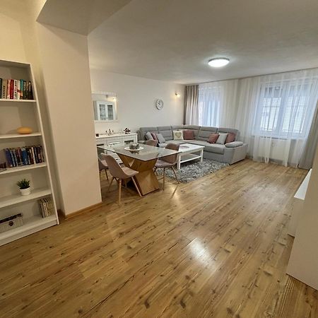 City Heart Luxury Apartment Nové Zámky 외부 사진