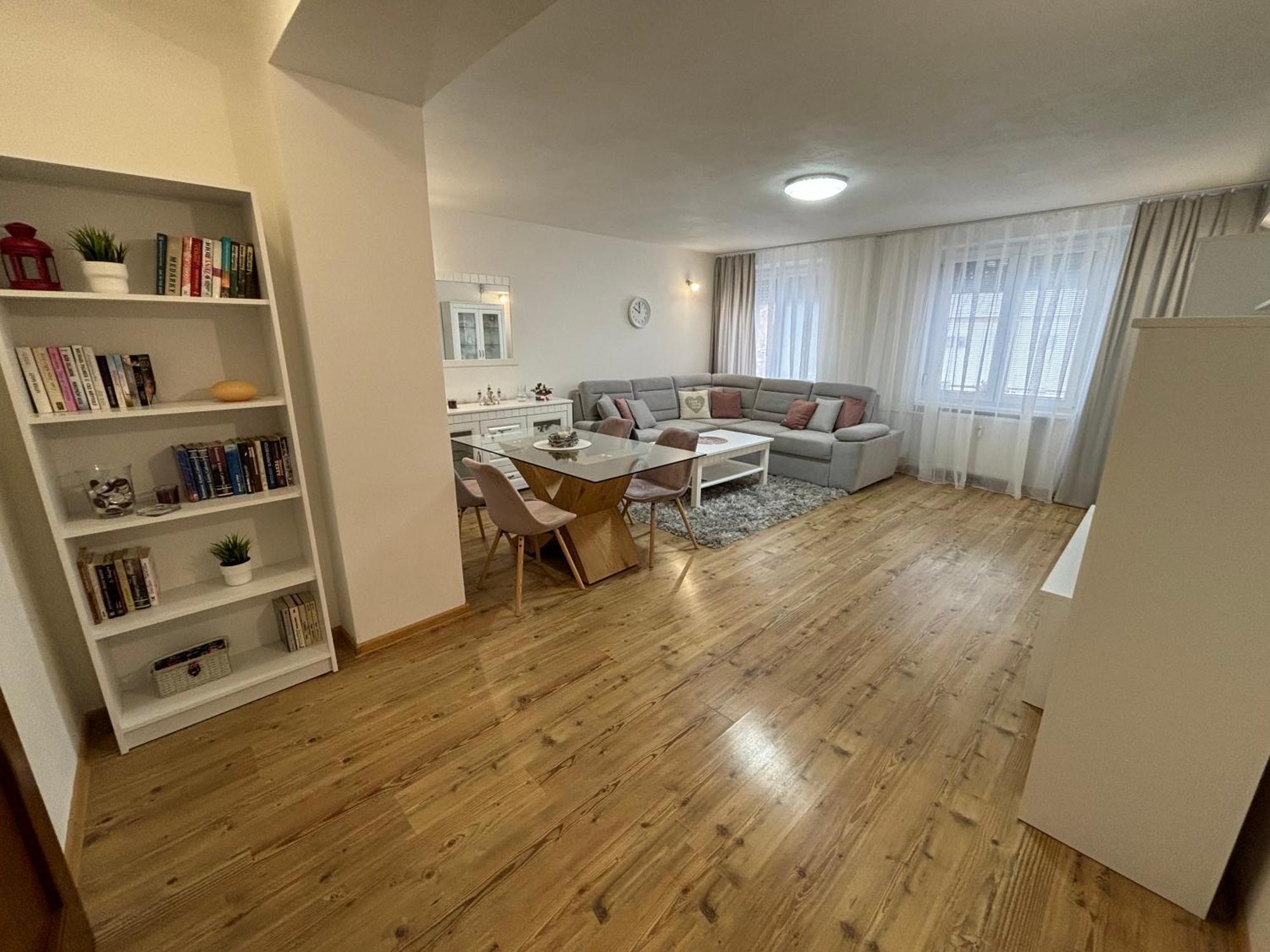 City Heart Luxury Apartment Nové Zámky 외부 사진